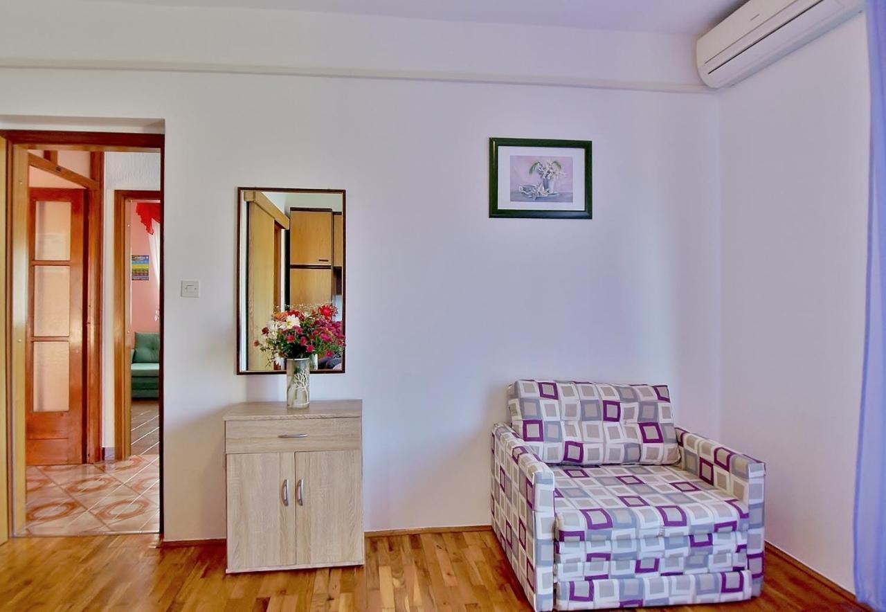 Apartments By The Sea Supetarska Draga - Donja, Rab - 4954 Room photo