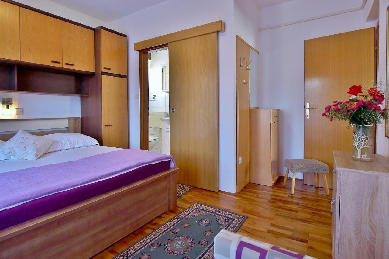 Apartments By The Sea Supetarska Draga - Donja, Rab - 4954 Room photo